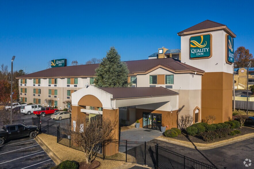 Primary Photo Of 2855 Old Austin Peay Hwy, Memphis Hotel For Sale