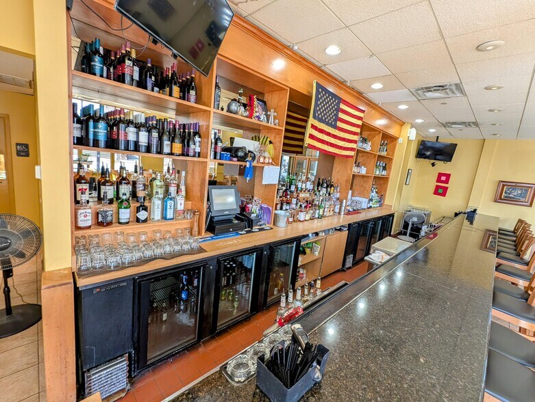 More Photos Of 5101 Center St, Williamsburg Restaurant For Sale