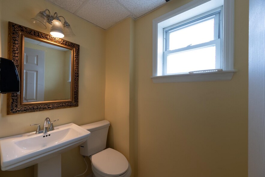 More Photos Of 3401 Winchester Ave, Atlantic City Storefront For Lease