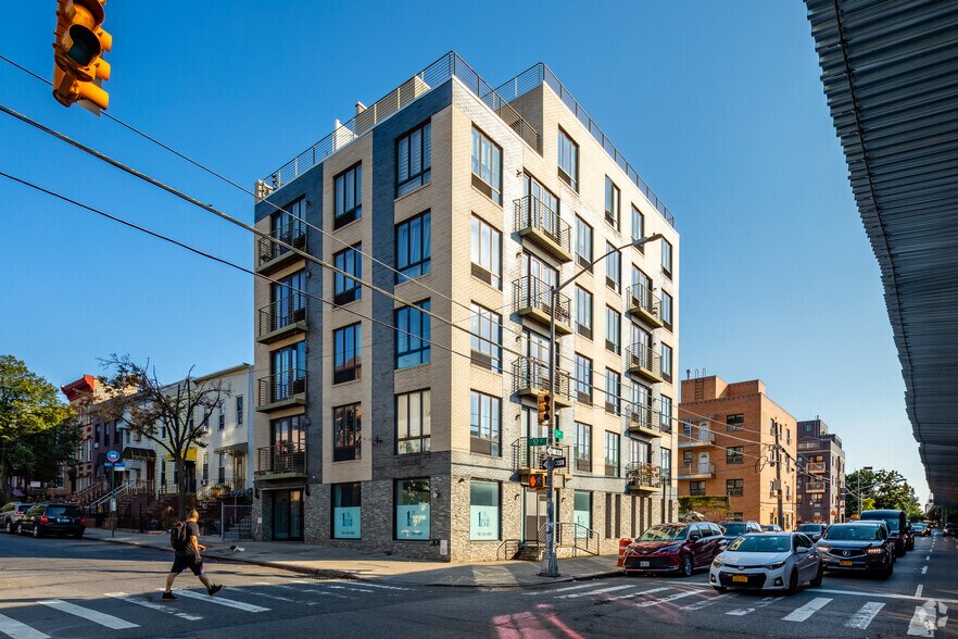 Primary Photo Of 314 52nd St, Brooklyn Apartments For Lease