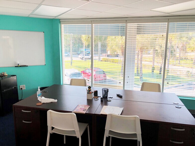 More Photos Of 16115 SW 117th Ave, Miami Showroom For Sale