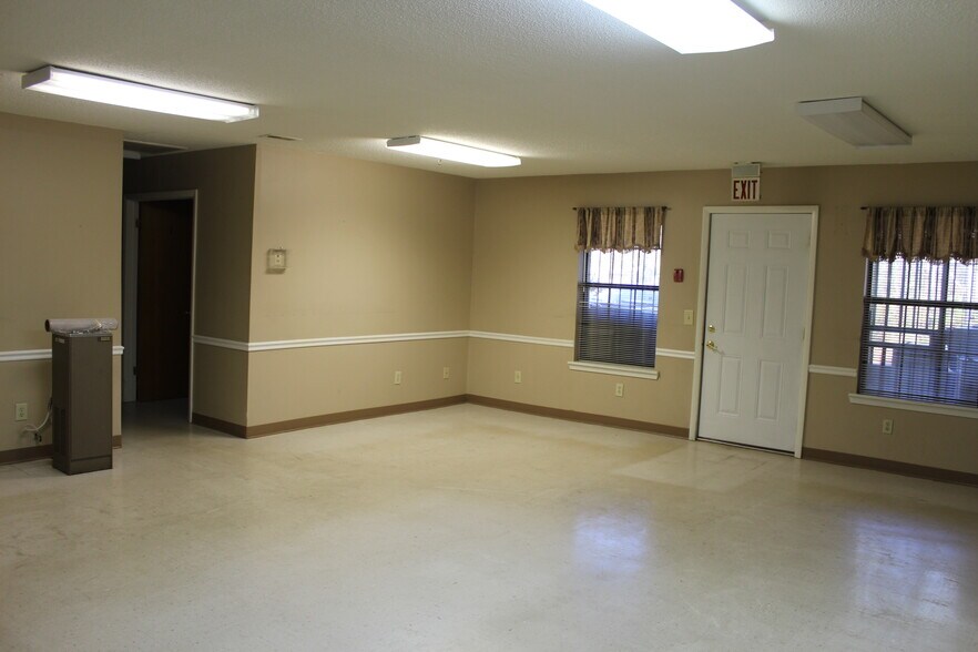 More Photos Of 1324-1325 Highway 195, Jasper Assisted Living For Sale