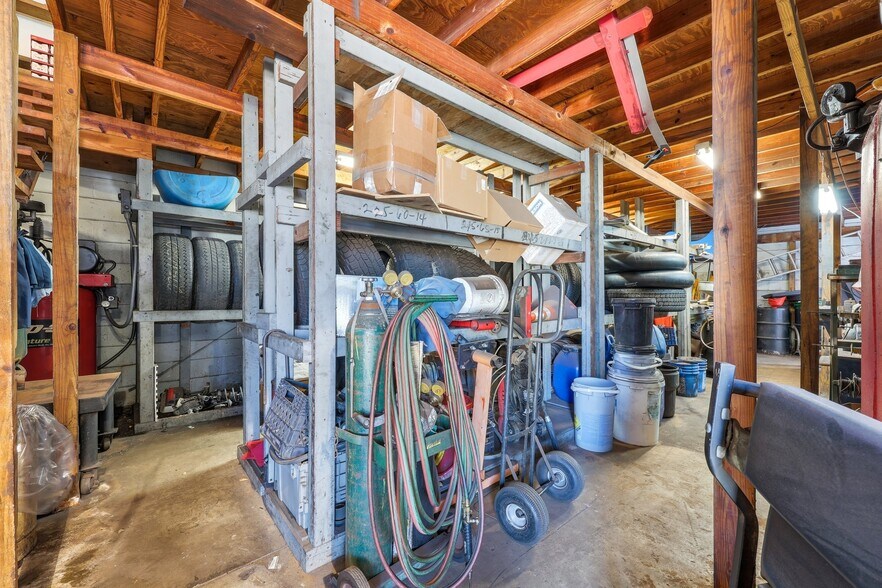 More Photos Of 2350 N Ponce De Leon Blvd, Saint Augustine Service Station For Sale