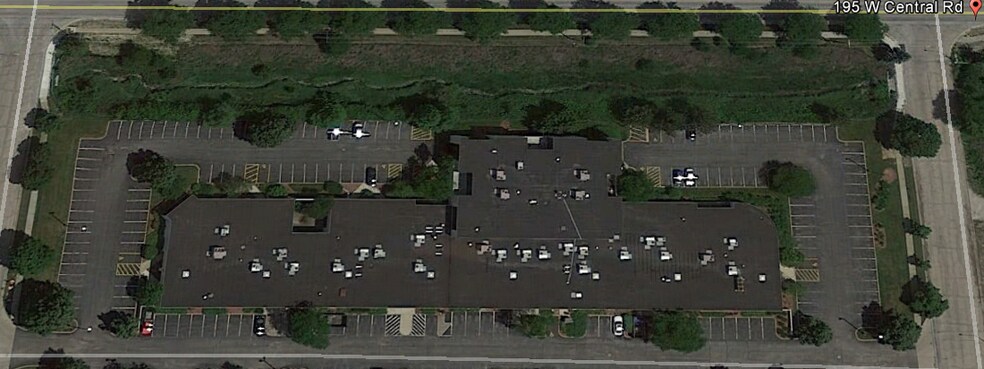 More Photos Of 105-195 W Central Rd, Schaumburg Loft Creative Space For Lease