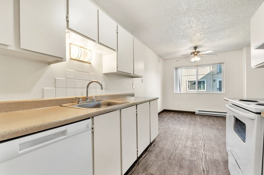 More Photos Of 17014-17062 NE Halsey St, Portland Apartments For Sale