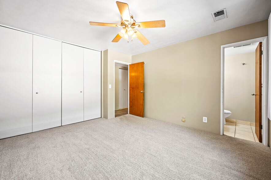 More Photos Of 2901-2979 W Cannes Dr, Peoria Apartments For Sale