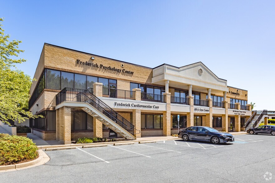 More Photos Of 97 Thomas Johnson Dr, Frederick Office For Sale