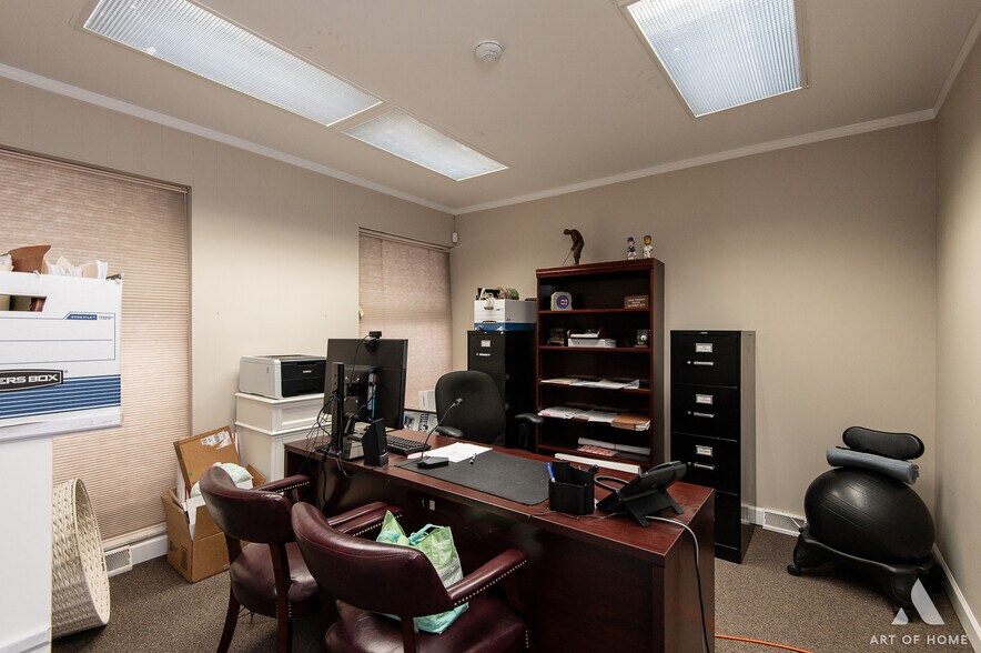 More Photos Of 1021 Maryland Ave, Dolton Manufacturing For Sale