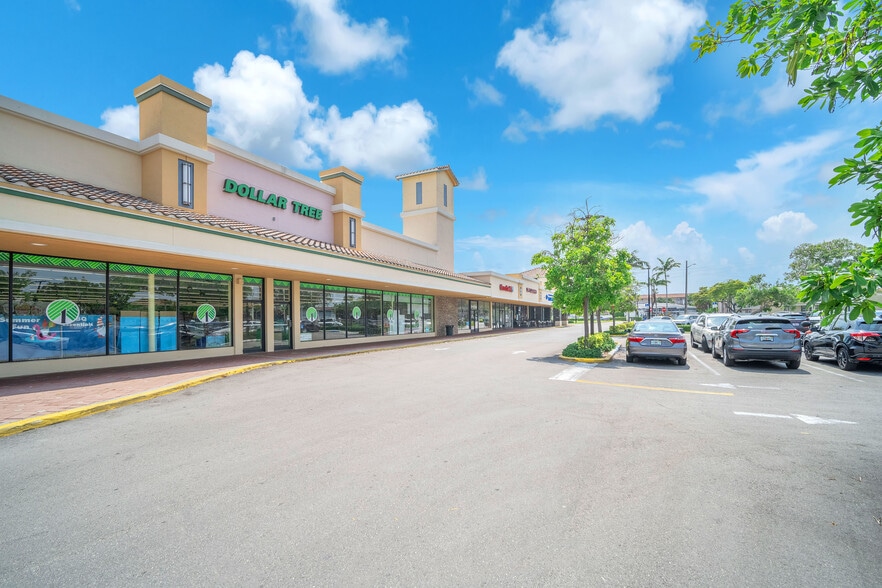 More Photos Of 1600-1662 N Federal Hwy, Boca Raton Unknown For Lease