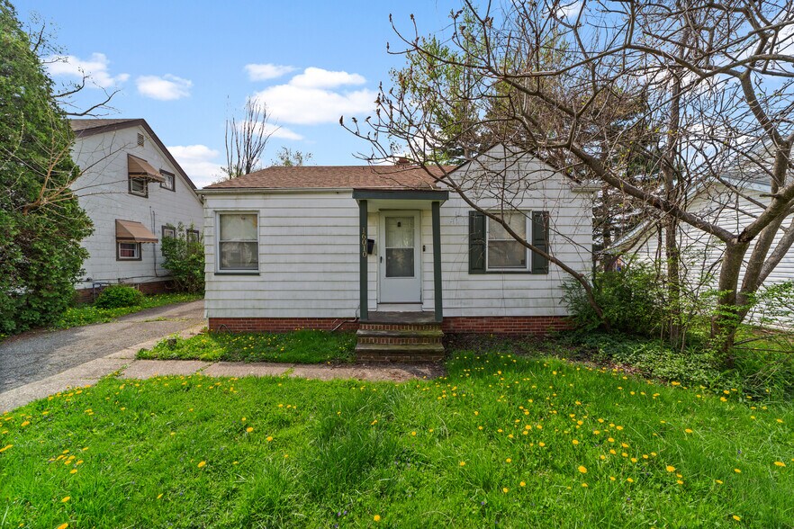 More Photos Of , Cleveland Heights Specialty For Sale