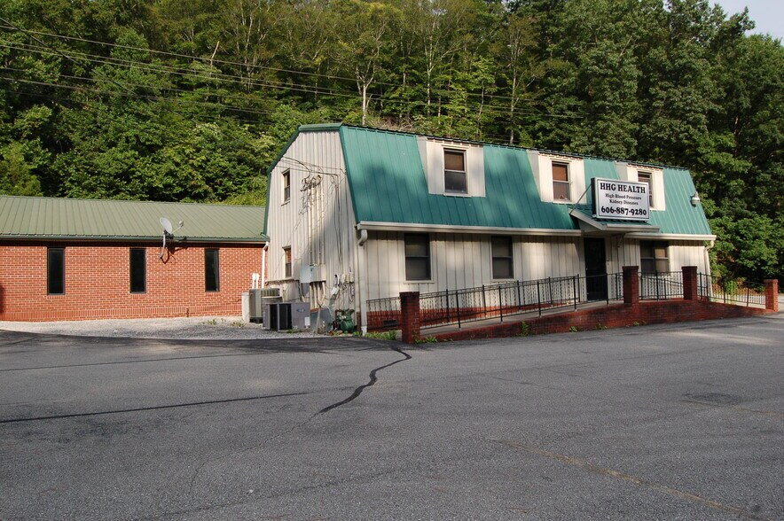 More Photos Of 4750 S Ky Route 321, Hagerhill Medical For Sale