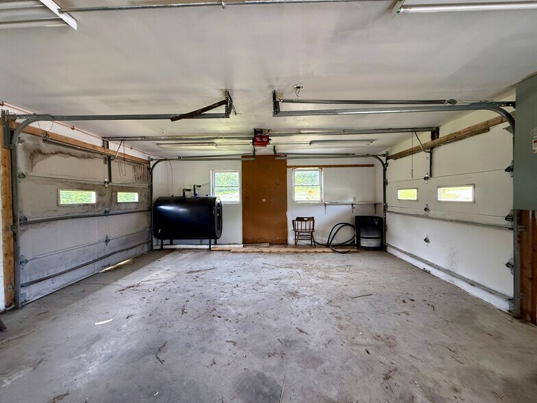 More Photos Of 8570 VT Route 9, Woodford Warehouse For Sale