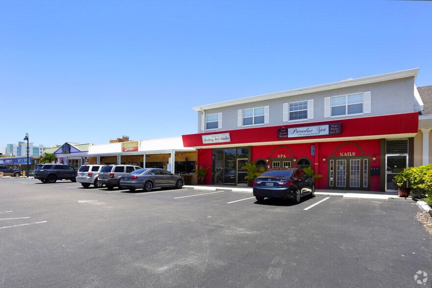 More Photos Of 152 107th Ave, Treasure Island Storefront Retail Residential For Lease