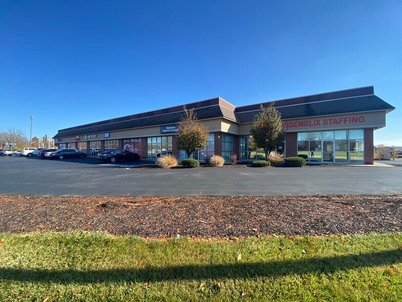 Primary Photo Of 855 N High School Rd, Indianapolis Storefront For Lease