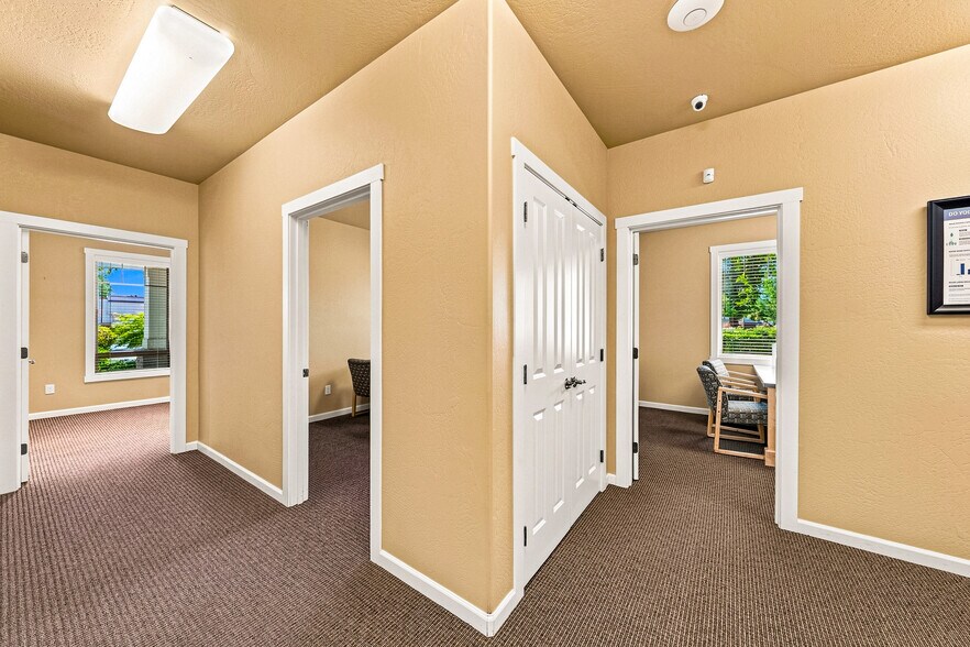 More Photos Of 2436 W Main St, Medford Office For Sale