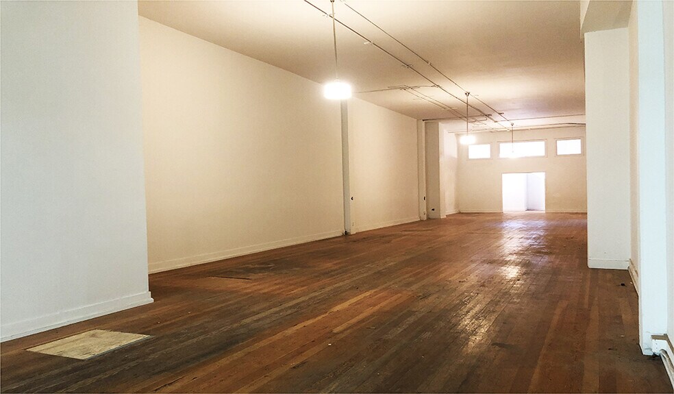 More Photos Of 2215 Market St, San Francisco Apartments For Lease