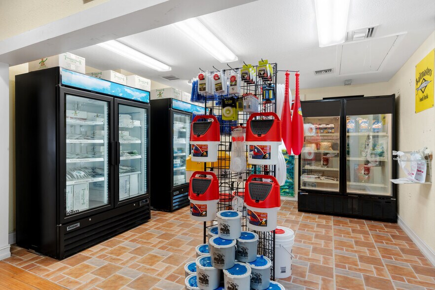 More Photos Of 102970 Overseas Hwy, Key Largo Storefront Retail Office For Sale