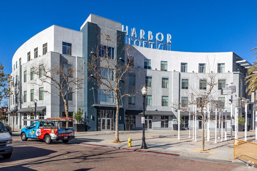 Primary Photo Of 435 W Center Street Promenade, Anaheim Apartments For Sale