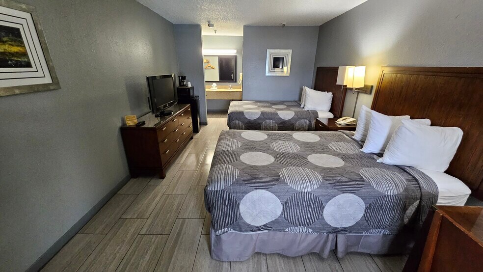 More Photos Of 3200 S Orlando Dr, Sanford Hospitality For Sale