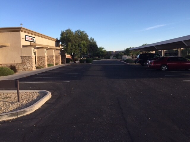 More Photos Of 7440 E Karen Dr, Scottsdale Service For Lease