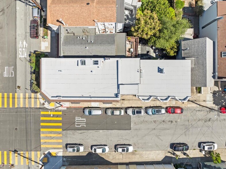 More Photos Of 282-284 Valley St, San Francisco Apartments For Sale