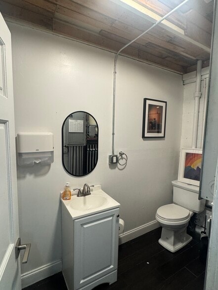 More Photos Of 700 W Las Olas Blvd, Fort Lauderdale Freestanding For Lease