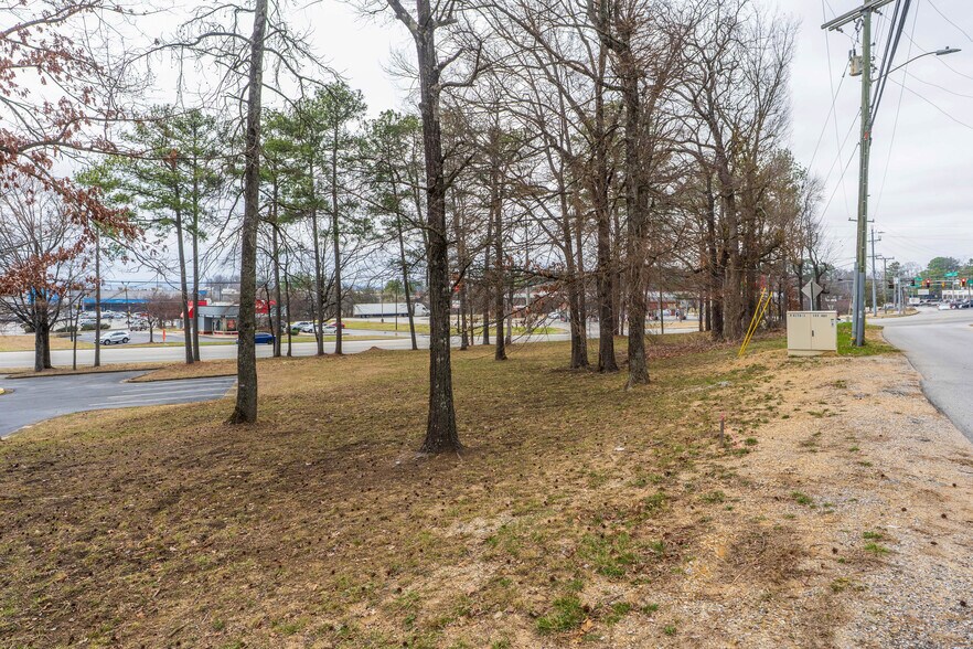 More Photos Of 6182 Lee Hwy, Chattanooga Land For Sale