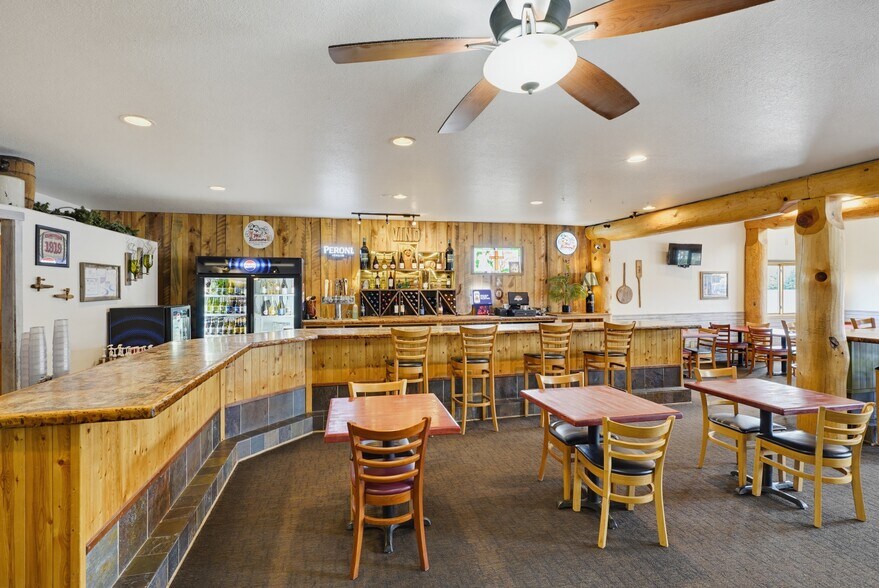 More Photos Of 158 Museum Dr, Hill City Restaurant For Sale