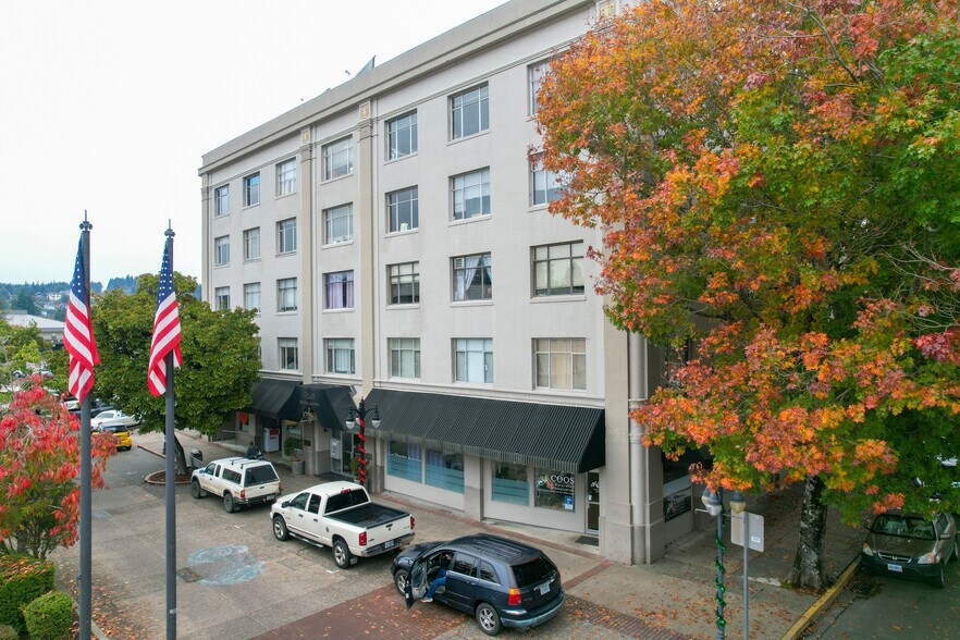 More Photos Of 320 Central Ave, Coos Bay Office For Sale
