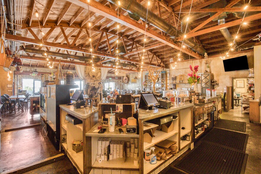 Primary Photo Of 3155-3157 Glendale Blvd, Los Angeles Restaurant For Lease