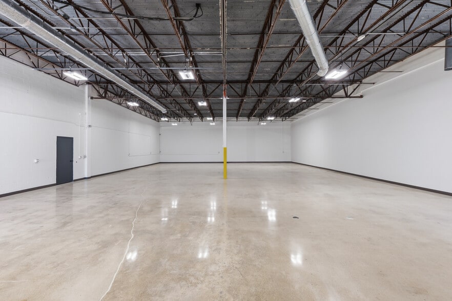 More Photos Of 3132 Fortune Way, Wellington Warehouse For Lease