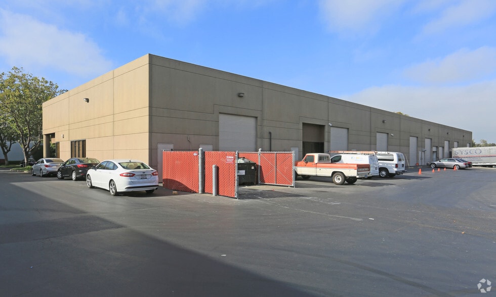 More Photos Of 2235 Polvorosa Ave, San Leandro Unknown For Lease