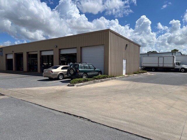 More Photos Of 310 E Pecan Blvd, McAllen Storefront For Lease