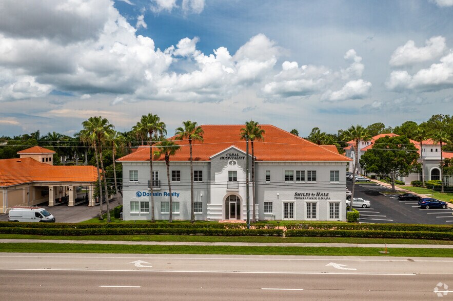 More Photos Of 9180 Galleria Ct, Naples Office For Lease