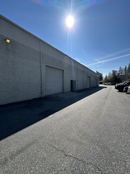 More Photos Of 110 Spring Hill Dr, Grass Valley Manufacturing For Lease
