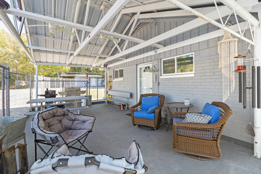 More Photos Of 2892 TX-19, Huntsville Land For Sale