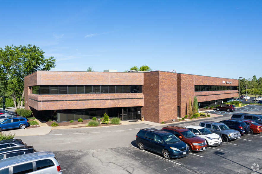 Primary Photo Of 8888 Ladue Rd, Ladue Medical For Lease