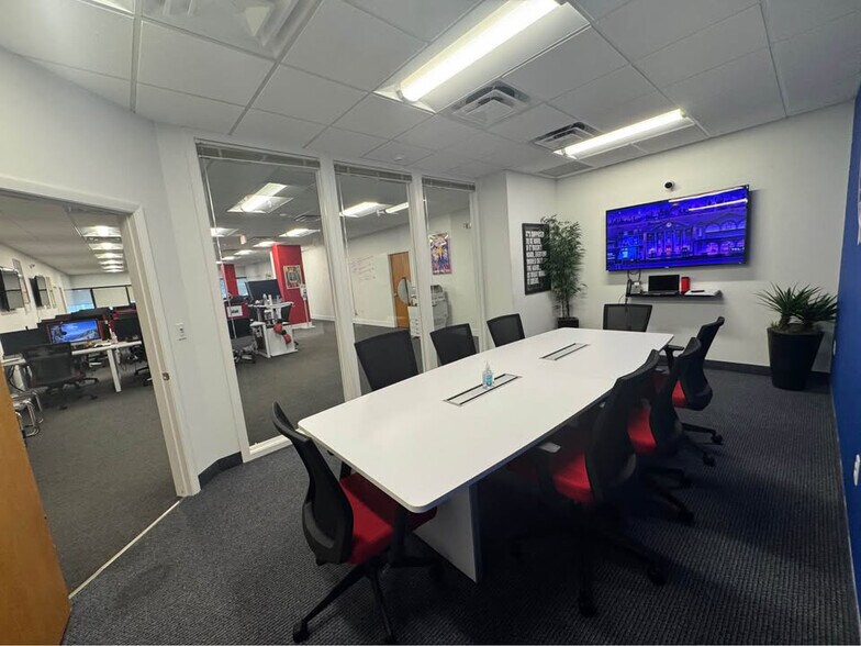 More Photos Of 1451 W Cypress Creek Rd, Fort Lauderdale Office For Lease