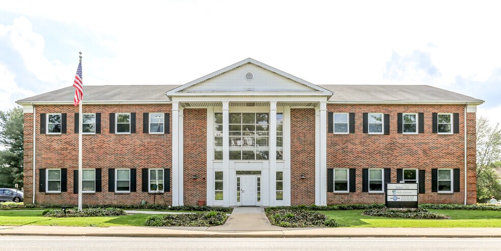 More Photos Of 704 Lisburn Rd, Camp Hill Office For Lease