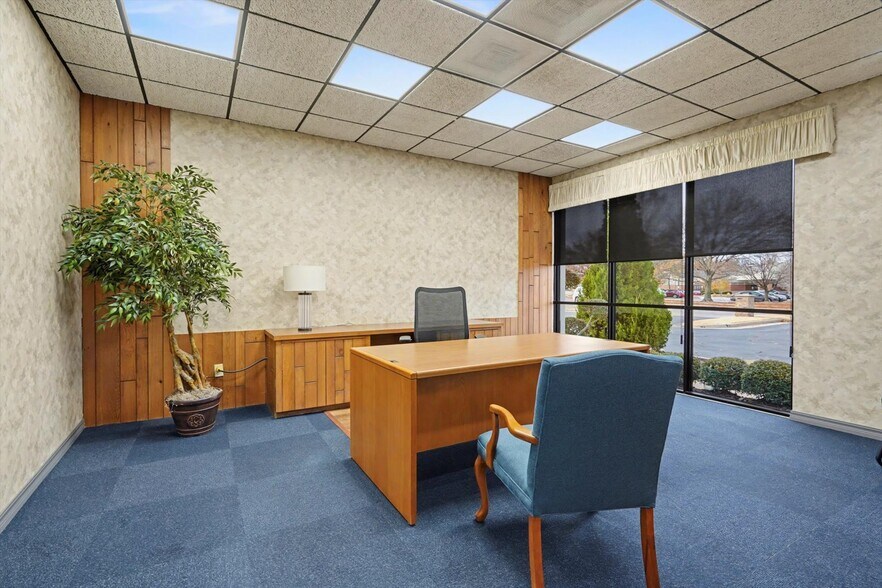 More Photos Of 3103 S Juniper Ave, Broken Arrow Office For Lease