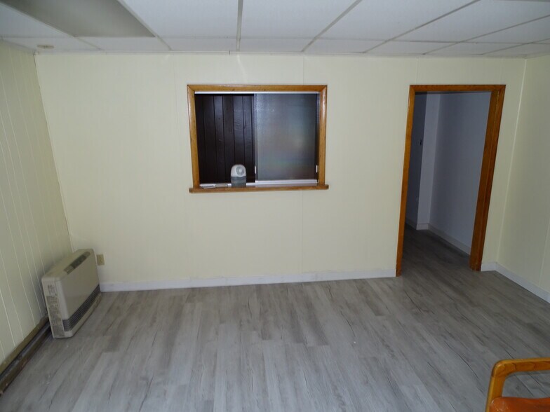 More Photos Of 519 Rock St, Shamokin Storefront Retail Residential For Sale
