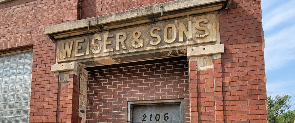 More Photos Of 2106 S Kedzie Ave, Chicago Warehouse For Lease