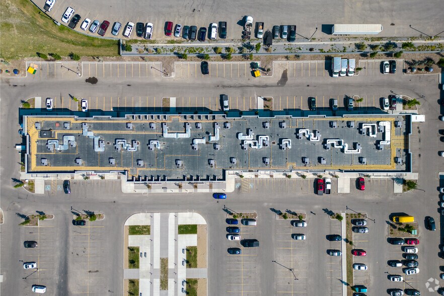 More Photos Of 4310 104 Ave NE, Calgary Storefront For Sale