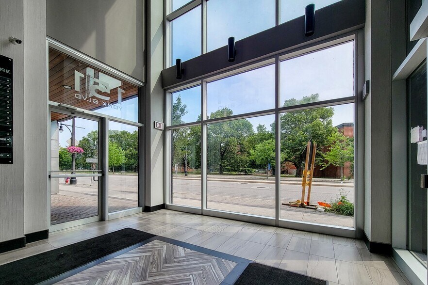 More Photos Of 151 York Blvd, Hamilton Office For Lease