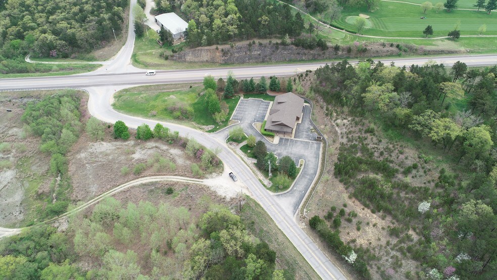 More Photos Of 80 Old Fifty Four Rd, Camdenton Office For Sale