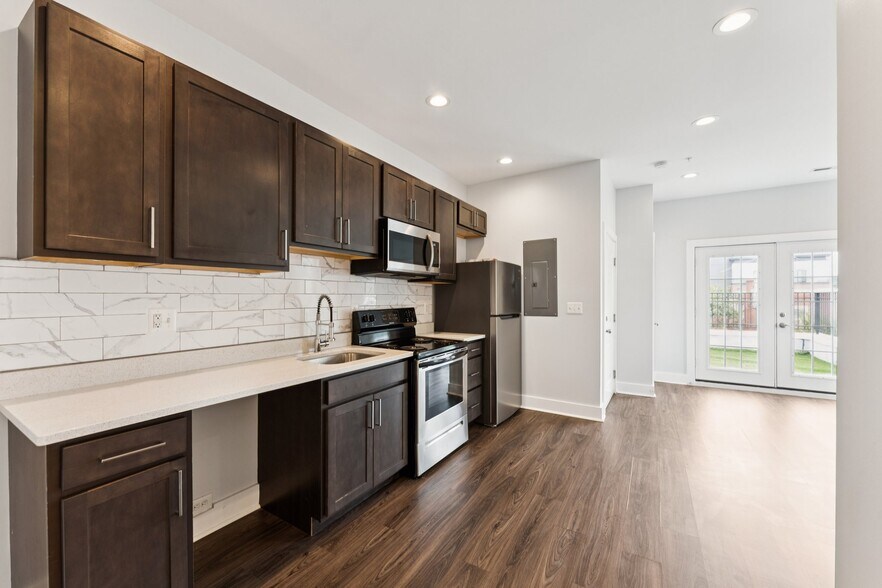 More Photos Of 2822 28th St SE, Washington Apartments For Sale