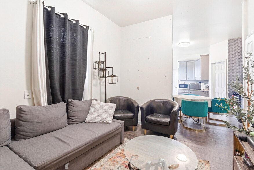 More Photos Of 237 Astor St, Newark Apartments For Sale