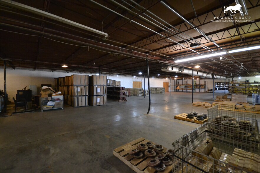 More Photos Of 1111 N Avenue S, Lubbock Warehouse For Sale