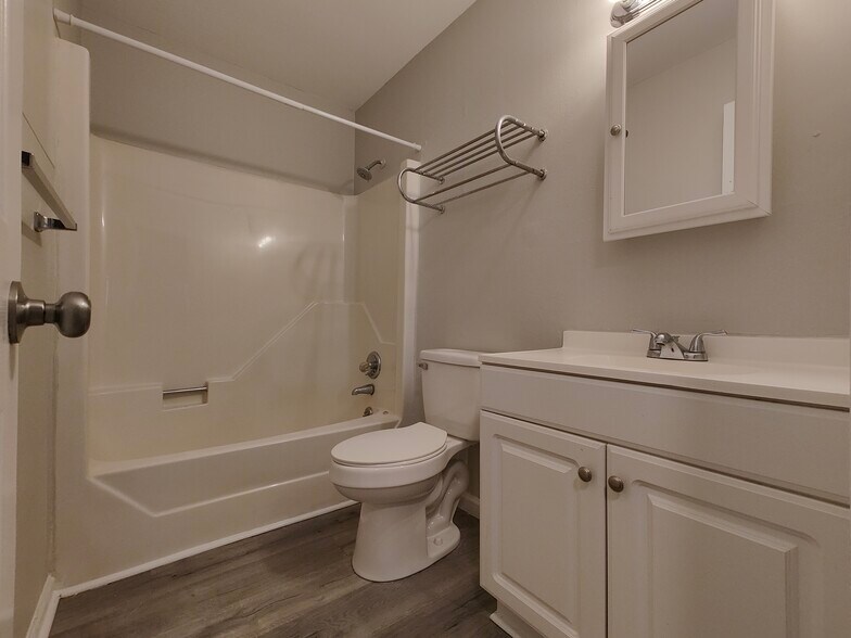 More Photos Of 520 Keen St, Rocky Mount Multifamily For Sale