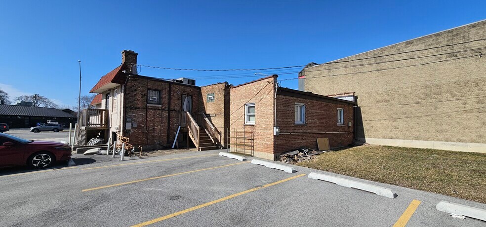 More Photos Of 9611 Southwest Hwy, Oak Lawn Storefront Retail Office For Sale